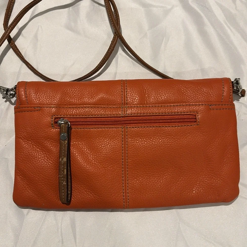 Tignanello Pebble Leather Envelope Flap Crossbody/Clutch-Pumpkin Orange …